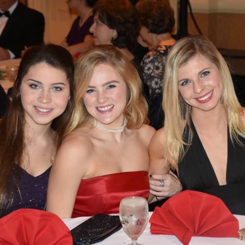 Meet your Posher, Stella